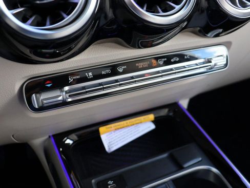 Certified 2025 Mercedes-Benz GLB 250 image 46