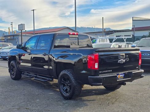 Used 2018 Chevrolet Silverado 1500 LTZ Z71 w/ LTZ Plus Package AWD/4WD image 5