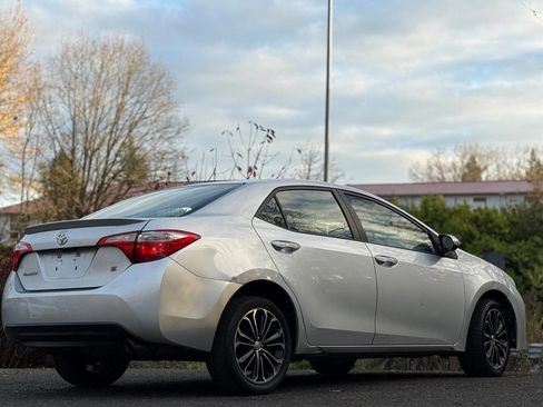 Used 2016 Toyota Corolla S image 7