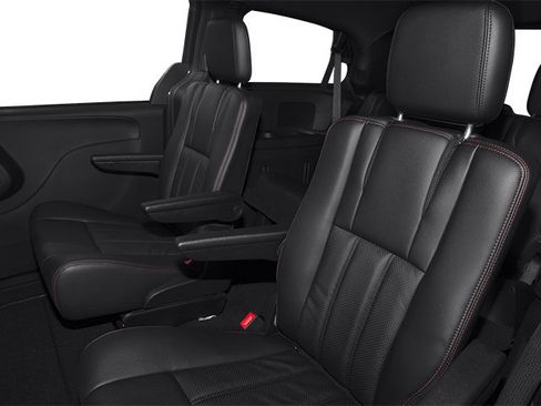 Used 2013 Dodge Grand Caravan R/T w/ Safety Sphere Group FWD image 17