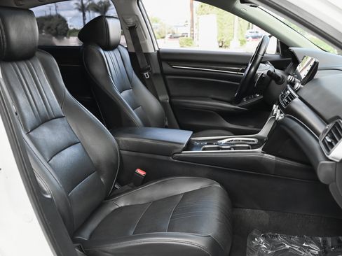 Used 2022 Honda Accord Touring image 47