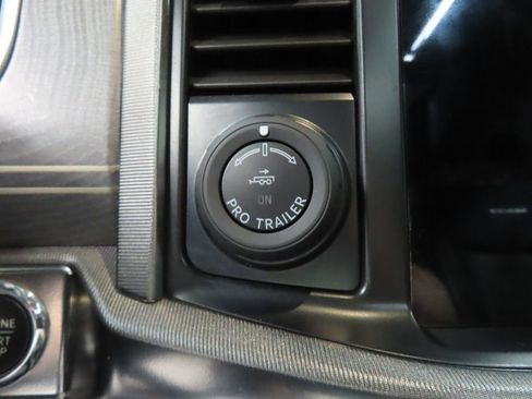 Used 2023 Ford F150 Platinum w/ FX4 Off-Road Package AWD/4WD image 71