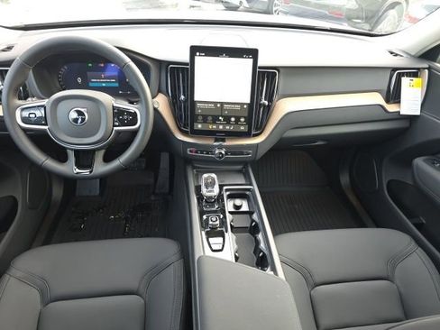 New 2026 Volvo XC60 B5 Plus w/ Protection Package Premier image 21