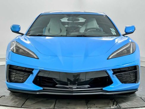 Used 2023 Chevrolet Corvette Stingray Coupe w/ Z51 Performance Package image 9