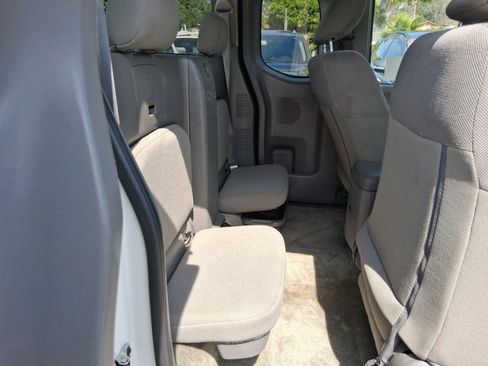 Used 2018 Nissan Frontier S image 9