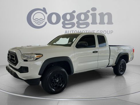 Used 2021 Toyota Tacoma SR w/ SX Package RWD image 1