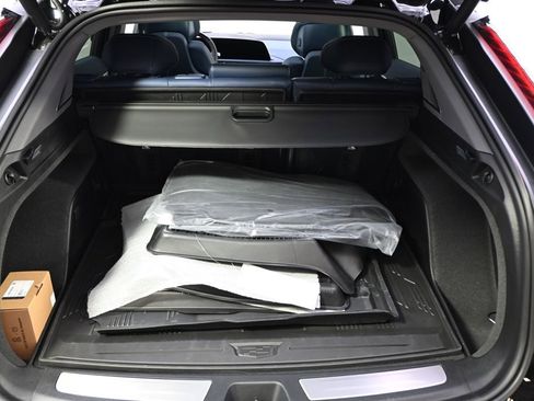 New 2026 Cadillac Optiq Luxury 2 w/ LPO, Floor Liner Package AWD/4WD image 19