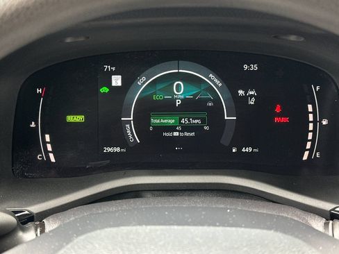 Used 2025 Toyota Camry LE FWD image 21