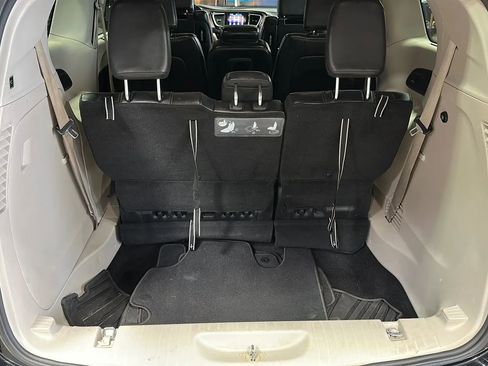 Used 2017 Chrysler Pacifica Touring-L Plus FWD image 15