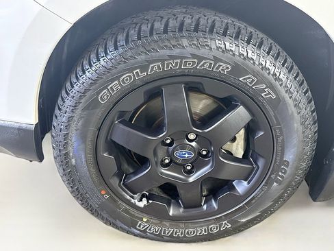 Used 2015 Subaru Outback 2.5i Limited image 40