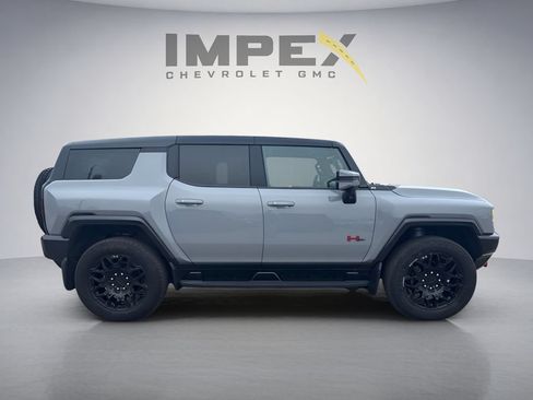 Used 2025 GMC Hummer EV 2X w/ LPO, Sport Package AWD/4WD image 6