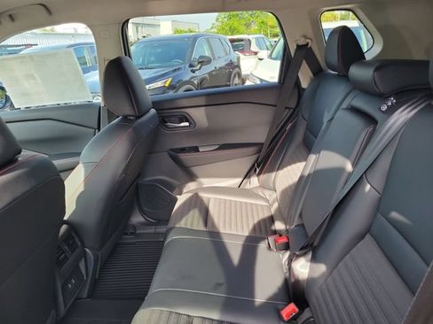 New 2026 Nissan Rogue SV AWD/4WD image 25