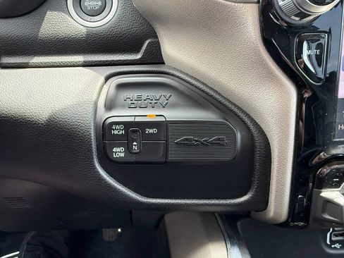 Used 2024 RAM 2500 Laramie AWD/4WD image 27