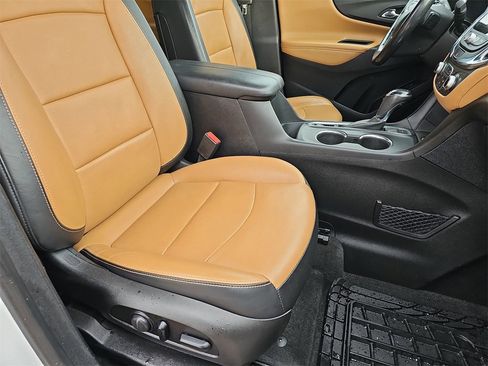 Used 2019 Chevrolet Equinox Premier image 10