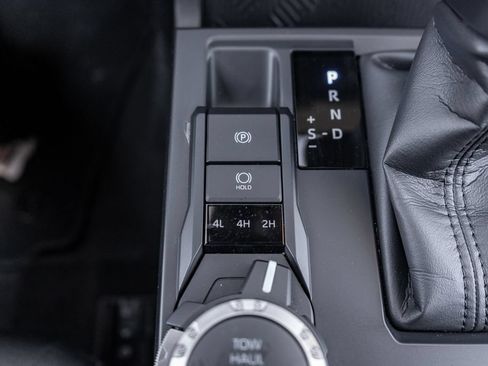 Certified 2025 Toyota Tacoma TRD Sport AWD/4WD image 26