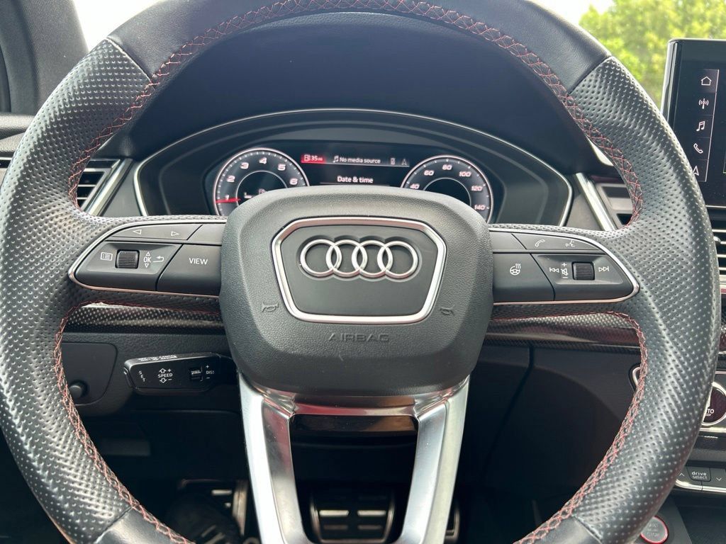 Used 2022 Audi SQ5 Premium Plus w/ Premium Plus Package AWD/4WD image 25