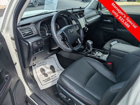 Used 2021 Toyota 4Runner TRD Off-Road Premium AWD/4WD image 12