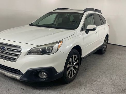 Used 2016 Subaru Outback 3.6R Limited image 7