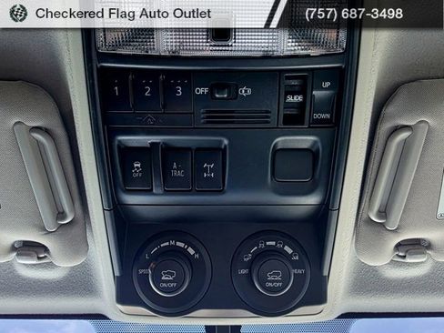 Used 2018 Toyota 4Runner TRD Off-Road Premium image 10