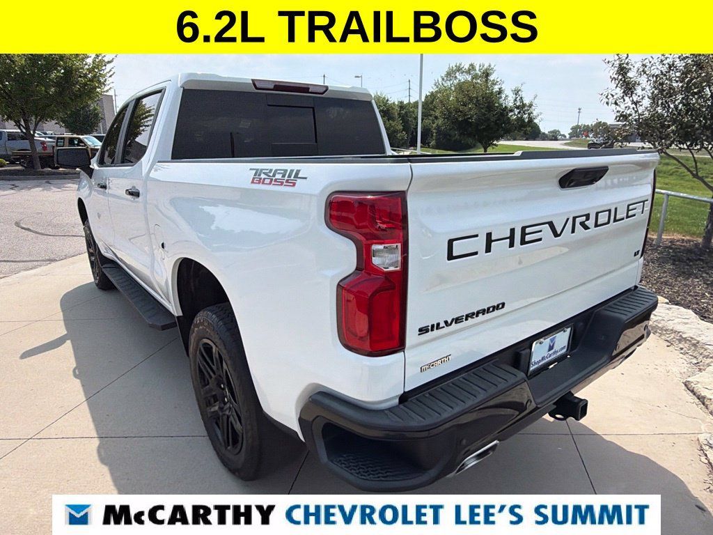 Used 2023 Chevrolet Silverado 1500 LT Trail Boss w/ Convenience Package II AWD/4WD image 13