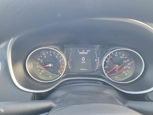 Used 2021 Jeep Compass Sport image 14