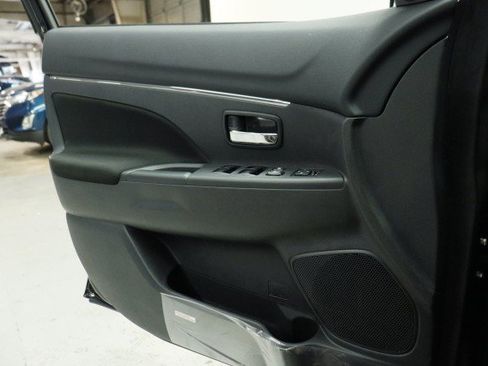 Used 2026 Mitsubishi Outlander Sport AWD image 19