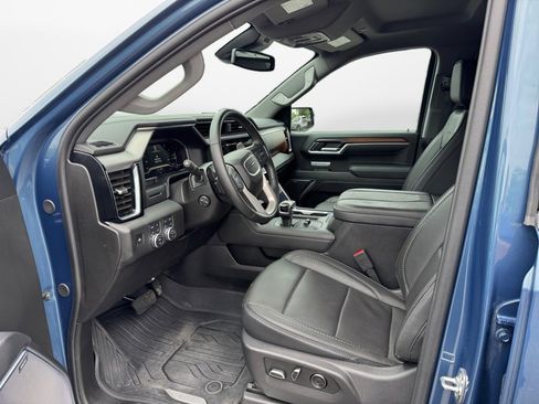 Used 2025 GMC Sierra 1500 Denali AWD/4WD image 11