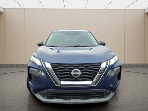 Used 2023 Nissan Rogue S image 3