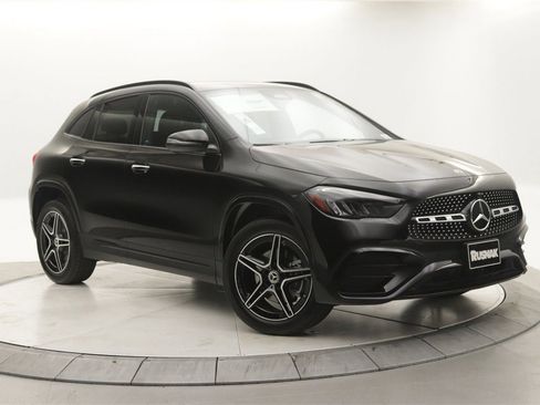 New 2026 Mercedes-Benz GLA 250 image 1
