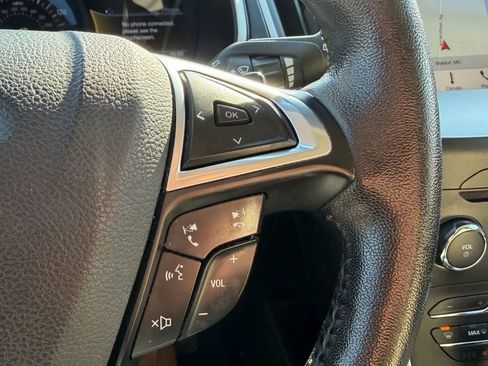 Used 2016 Ford Edge SEL w/ Equipment Group 201A image 33