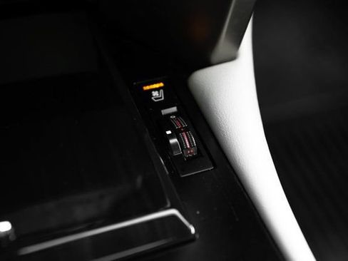 Used 2020 Lexus GX 460 AWD/4WD image 38