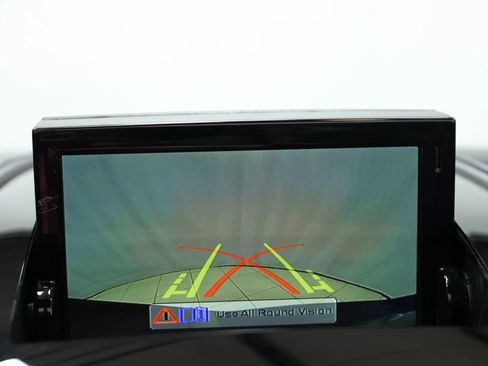 Used 2015 Aston Martin DB9 Volante RWD image 31