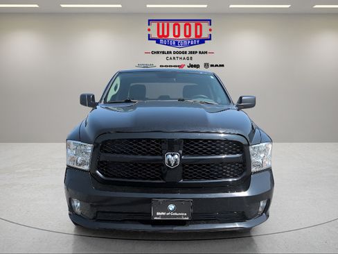 Used 2017 RAM 1500 Express AWD/4WD image 8