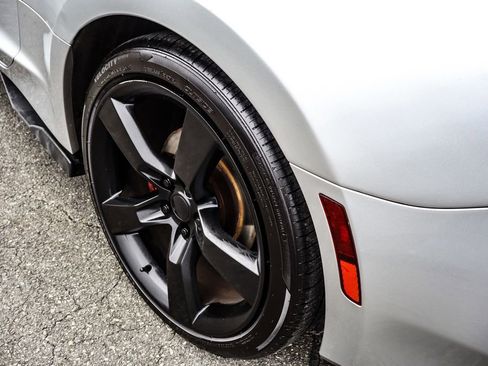 Used 2018 Chevrolet Camaro LT image 36