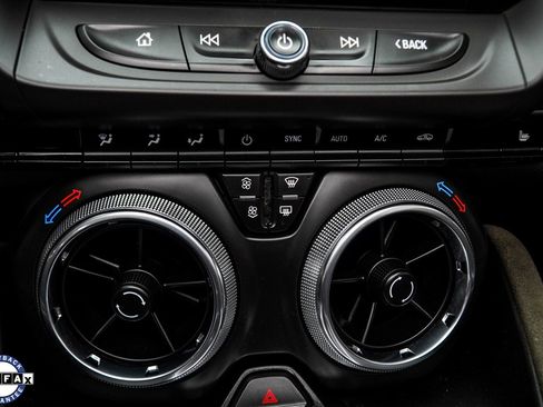 Used 2021 Chevrolet Camaro ZL1 RWD image 18
