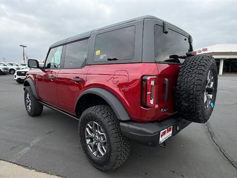 New 2025 Ford Bronco Badlands image 6