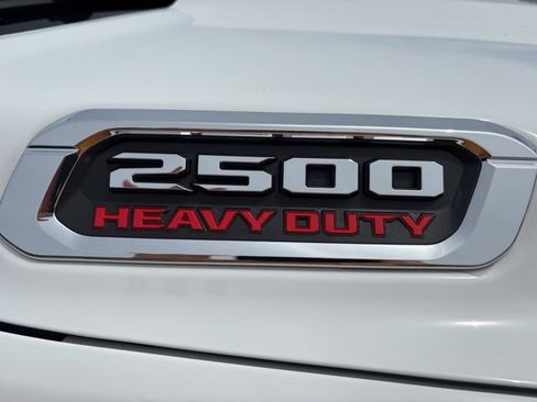 New 2026 RAM 2500 Tradesman w/ Chrome Appearance Group AWD/4WD image 7