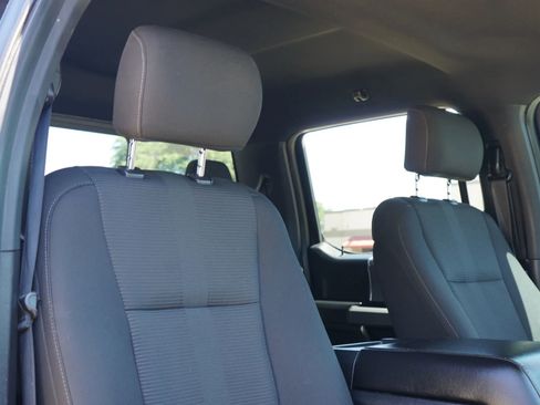 Used 2017 Ford F150 XLT w/ Equipment Group 302A Luxury AWD/4WD image 37