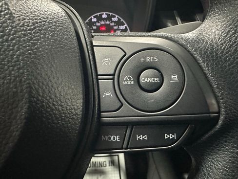 Used 2025 Toyota Corolla LE w/ LE Premium Package image 19