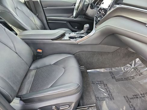 Used 2023 Toyota Camry XSE image 23