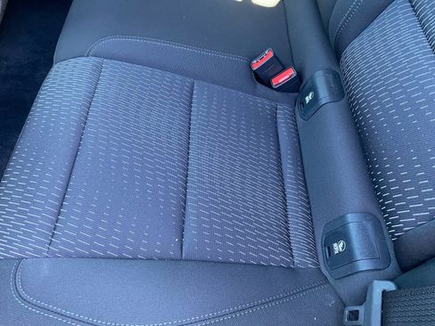 Used 2025 Chevrolet Equinox LT image 15