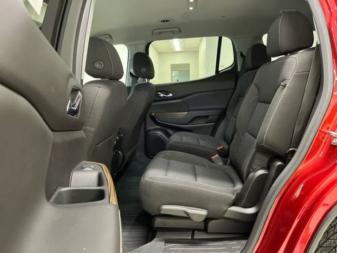 Used 2023 GMC Acadia SLE w/ Driver Convenience Package image 14