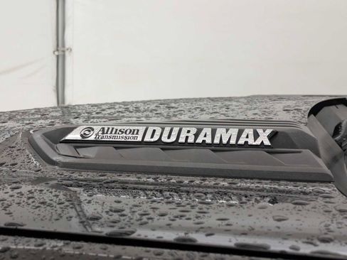 Used 2021 Chevrolet Silverado 2500 High Country w/ Z71 Off-Road Package image 13