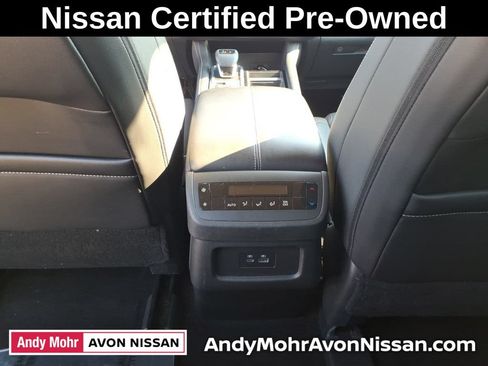 Certified 2025 Nissan Pathfinder SL FWD image 30