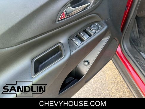 Used 2023 Chevrolet Equinox LT FWD image 15