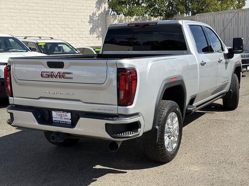 Used 2021 GMC Sierra 2500 Denali w/ Denali Ultimate Package AWD/4WD image 5