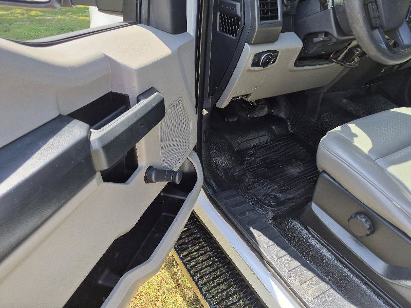 Used 2022 Ford F350 XL RWD image 12