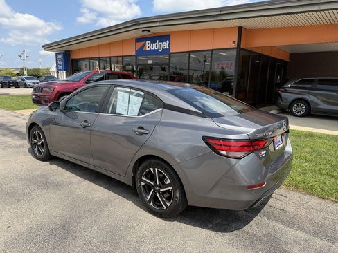 Used 2024 Nissan Sentra SV FWD image 3