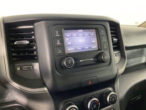 Used 2020 RAM 2500 Tradesman w/ Chrome Appearance Group AWD/4WD image 25