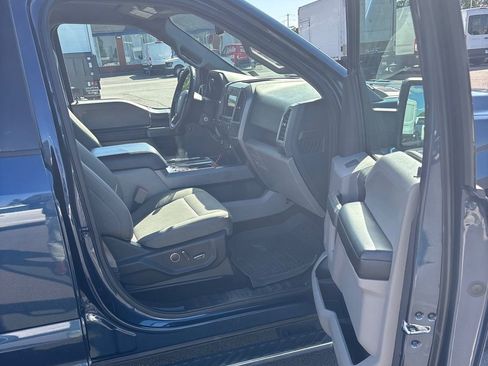 Used 2018 Ford F150 XLT w/ Equipment Group 302A Luxury AWD/4WD image 9